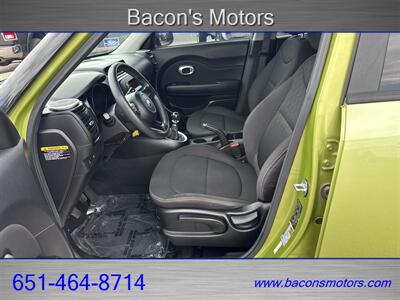 2016 Kia Soul   - Photo 11 - Forest Lake, MN 55025