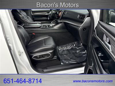 2024 Jeep Wagoneer L Series II   - Photo 24 - Forest Lake, MN 55025