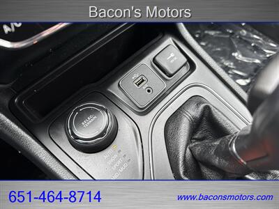 2019 Jeep Cherokee Latitude Plus   - Photo 26 - Forest Lake, MN 55025