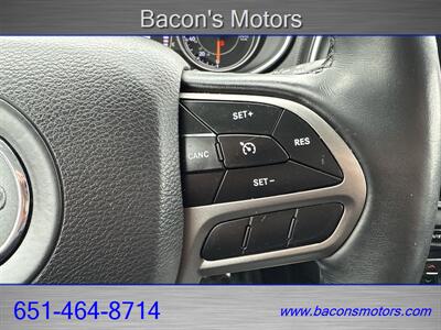 2019 Jeep Cherokee Latitude Plus   - Photo 19 - Forest Lake, MN 55025