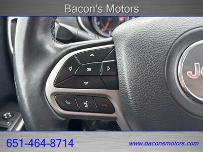 2019 Jeep Cherokee Latitude Plus   - Photo 18 - Forest Lake, MN 55025