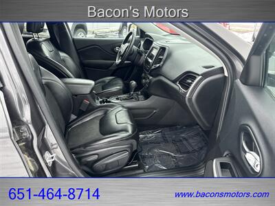 2019 Jeep Cherokee Latitude Plus   - Photo 16 - Forest Lake, MN 55025