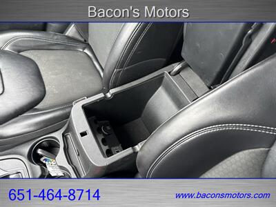 2019 Jeep Cherokee Latitude Plus   - Photo 27 - Forest Lake, MN 55025