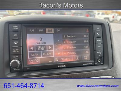 2011 Chrysler Town & Country Limited - Photo 21 - Forest Lake, MN 55025