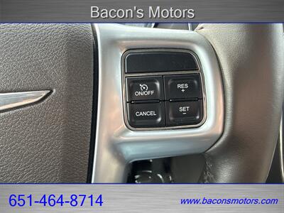 2011 Chrysler Town & Country Limited - Photo 19 - Forest Lake, MN 55025