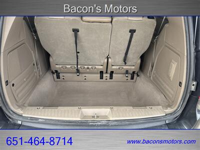 2011 Chrysler Town & Country Limited - Photo 13 - Forest Lake, MN 55025