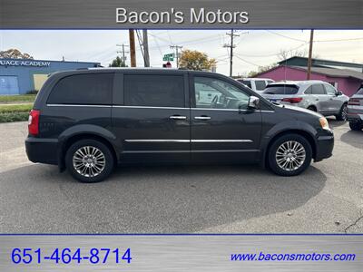 2011 Chrysler Town & Country Limited - Photo 4 - Forest Lake, MN 55025