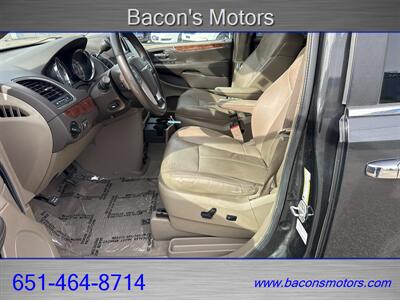 2011 Chrysler Town & Country Limited - Photo 10 - Forest Lake, MN 55025