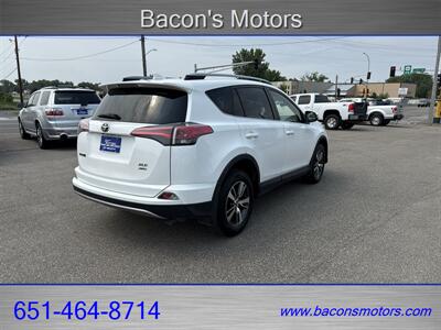 2018 Toyota RAV4 XLE   - Photo 5 - Forest Lake, MN 55025