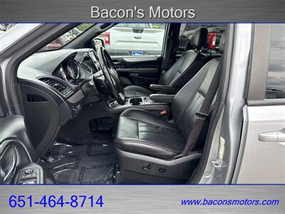 2019 Dodge Grand Caravan GT   - Photo 10 - Forest Lake, MN 55025