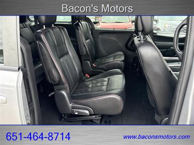 2019 Dodge Grand Caravan GT   - Photo 15 - Forest Lake, MN 55025