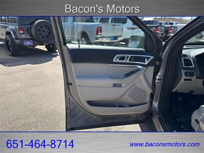 2014 Ford Explorer XLT   - Photo 10 - Forest Lake, MN 55025