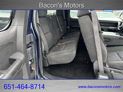 2009 GMC Sierra 1500 SLE   - Photo 13 - Forest Lake, MN 55025