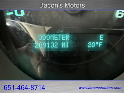 2009 GMC Sierra 1500 SLE   - Photo 17 - Forest Lake, MN 55025