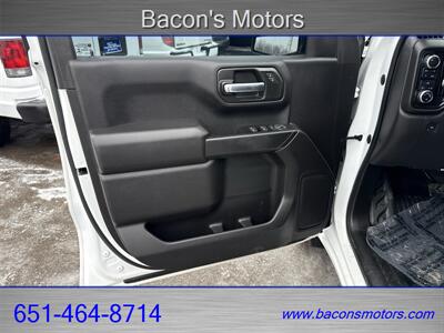 2022 GMC Sierra 1500 Pro   - Photo 14 - Forest Lake, MN 55025