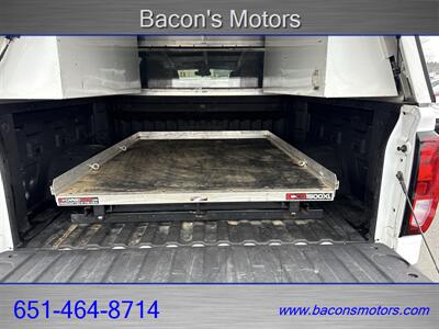 2022 GMC Sierra 1500 Pro   - Photo 12 - Forest Lake, MN 55025