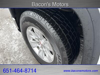 2022 GMC Sierra 1500 Pro   - Photo 9 - Forest Lake, MN 55025