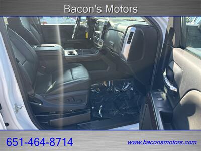 2017 GMC Sierra 1500 SLT   - Photo 14 - Forest Lake, MN 55025