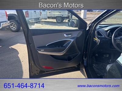2015 Hyundai SANTA FE Sport 2.4L   - Photo 9 - Forest Lake, MN 55025