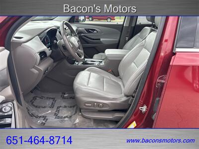 2019 Chevrolet Traverse LT Leather   - Photo 11 - Forest Lake, MN 55025
