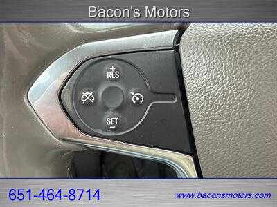 2019 Chevrolet Traverse LT Leather   - Photo 19 - Forest Lake, MN 55025