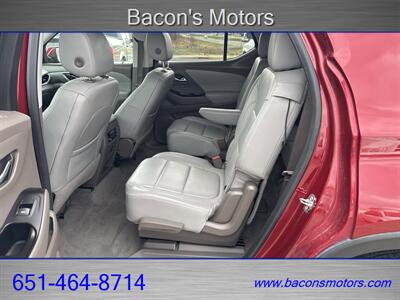 2019 Chevrolet Traverse LT Leather   - Photo 12 - Forest Lake, MN 55025