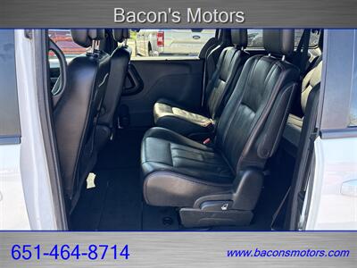 2018 Dodge Grand Caravan GT   - Photo 13 - Forest Lake, MN 55025
