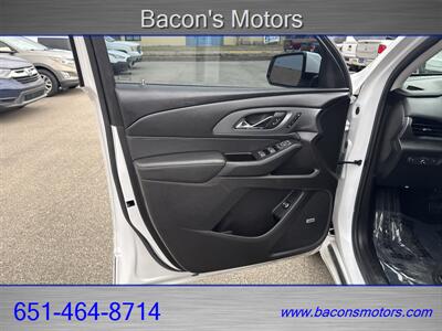 2018 Chevrolet Traverse Premier   - Photo 10 - Forest Lake, MN 55025