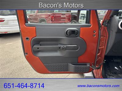 2009 Jeep Wrangler Unlimited Sahara   - Photo 11 - Forest Lake, MN 55025