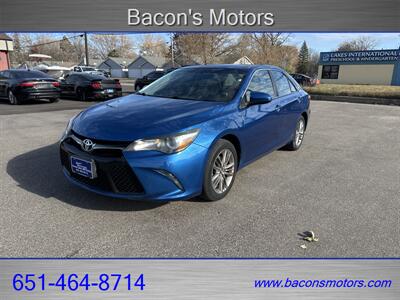 2017 Toyota Camry SE Sedan