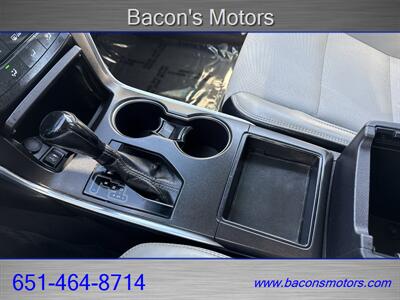 2017 Toyota Camry SE - Photo 25 - Forest Lake, MN 55025