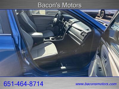 2017 Toyota Camry SE - Photo 14 - Forest Lake, MN 55025