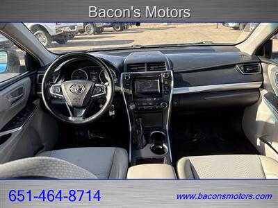 2017 Toyota Camry SE - Photo 15 - Forest Lake, MN 55025