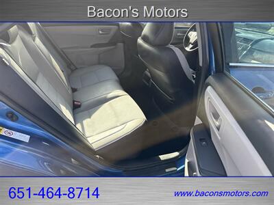 2017 Toyota Camry SE - Photo 13 - Forest Lake, MN 55025