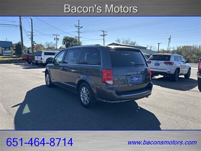2018 Dodge Grand Caravan SXT   - Photo 7 - Forest Lake, MN 55025