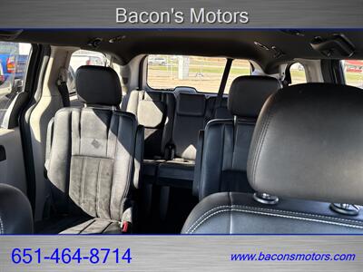 2018 Dodge Grand Caravan SXT   - Photo 27 - Forest Lake, MN 55025