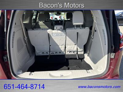 2021 Chrysler Pacifica Touring L AWD - Photo 15 - Forest Lake, MN 55025