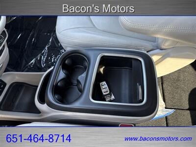 2021 Chrysler Pacifica Touring L AWD - Photo 36 - Forest Lake, MN 55025
