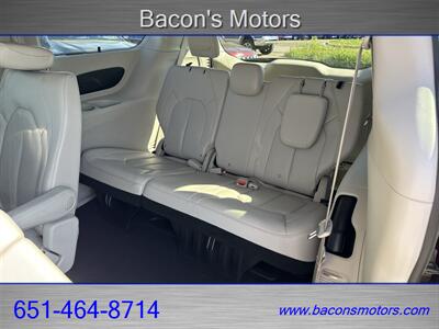 2021 Chrysler Pacifica Touring L AWD - Photo 12 - Forest Lake, MN 55025