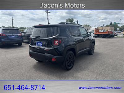 2018 Jeep Renegade Trailhawk   - Photo 5 - Forest Lake, MN 55025