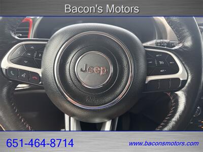 2018 Jeep Renegade Trailhawk   - Photo 17 - Forest Lake, MN 55025
