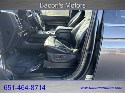 2018 Ford Expedition MAX Limited   - Photo 11 - Forest Lake, MN 55025