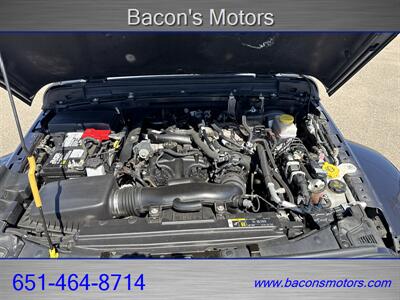 2019 Jeep Wrangler Unlimited Sahara   - Photo 10 - Forest Lake, MN 55025