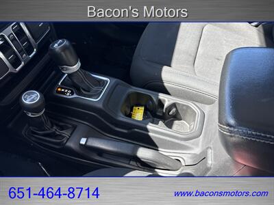 2019 Jeep Wrangler Unlimited Sahara   - Photo 22 - Forest Lake, MN 55025