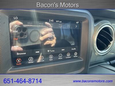 2019 Jeep Wrangler Unlimited Sahara   - Photo 19 - Forest Lake, MN 55025