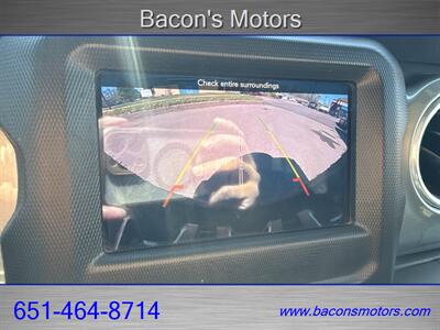 2019 Jeep Wrangler Unlimited Sahara   - Photo 20 - Forest Lake, MN 55025