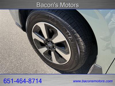 2017 Subaru Forester 2.5i   - Photo 8 - Forest Lake, MN 55025