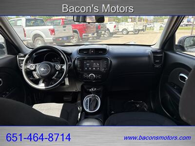 2019 Kia Soul +   - Photo 15 - Forest Lake, MN 55025