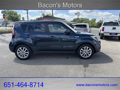 2019 Kia Soul +   - Photo 4 - Forest Lake, MN 55025