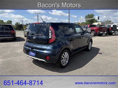2019 Kia Soul +   - Photo 5 - Forest Lake, MN 55025